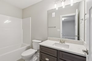 Fixler Rd-S0801-1-040.jpg