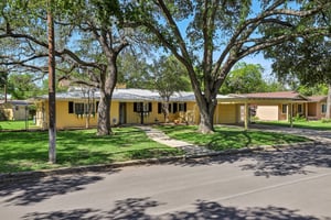 Northridge Dr-S1505-002.jpg