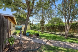 Northridge Dr-S1505-074.jpg