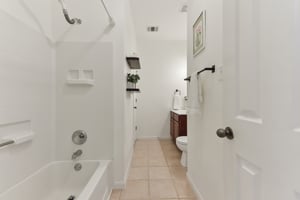 Rosedale Blvd-1305-028.jpg