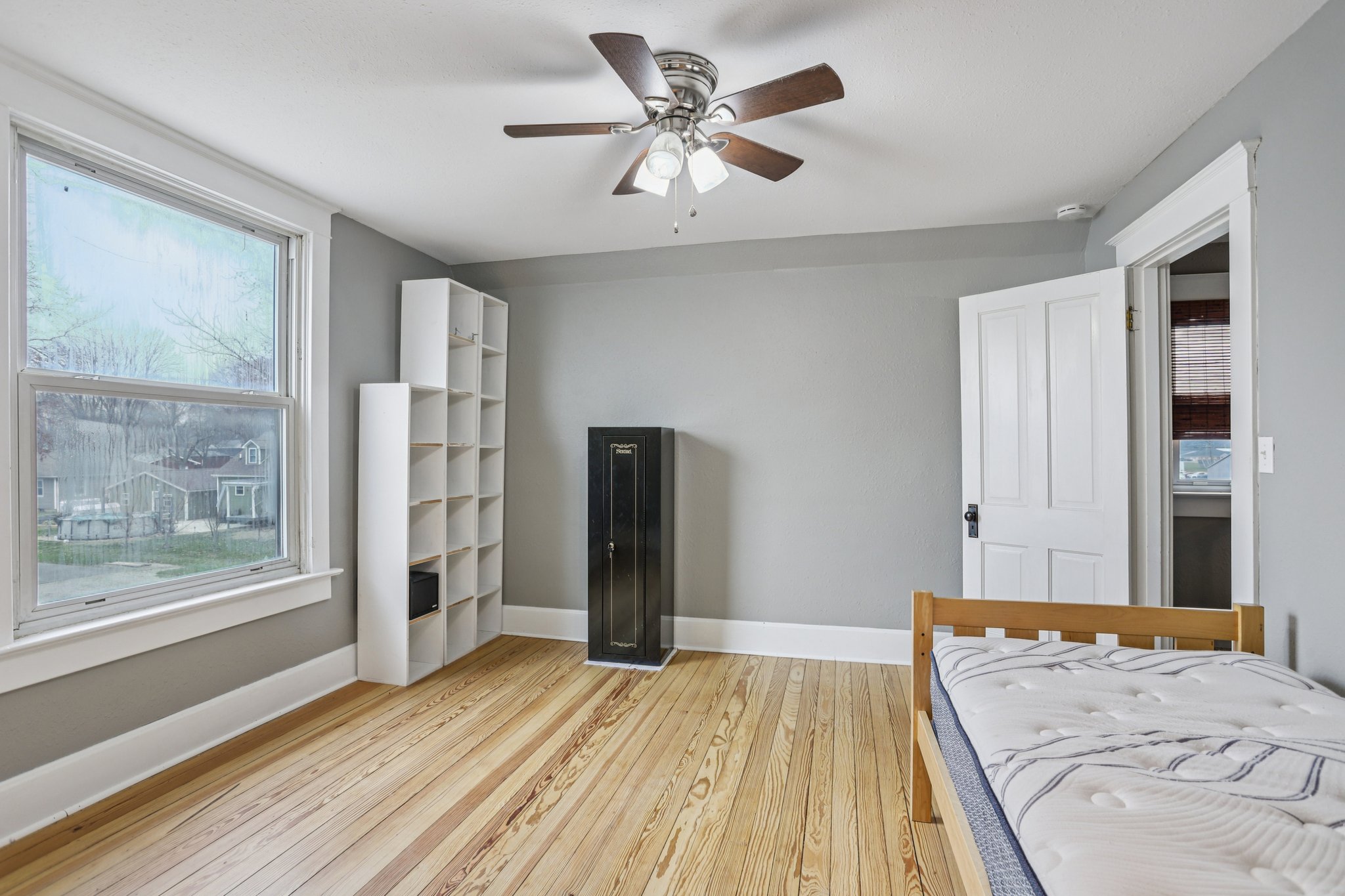 S Cedar St-S1412-027.jpg
