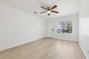 418 Sarah St Unit A-005.jpg