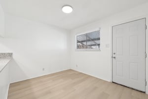 418 Sarah St Unit A-015.jpg