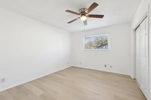 418 Sarah St Unit A-018.jpg