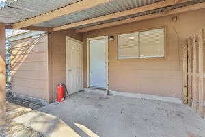 418 Sarah St Unit A-027.jpg