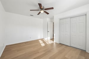 418 Sarah St Unit B-014.jpg