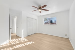418 Sarah St Unit B-015.jpg