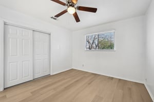418 Sarah St Unit B-017.jpg