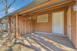 418 Sarah St Unit B-026.jpg