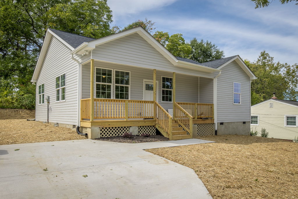 418 Smith St, Burlington, NC 27217, USA