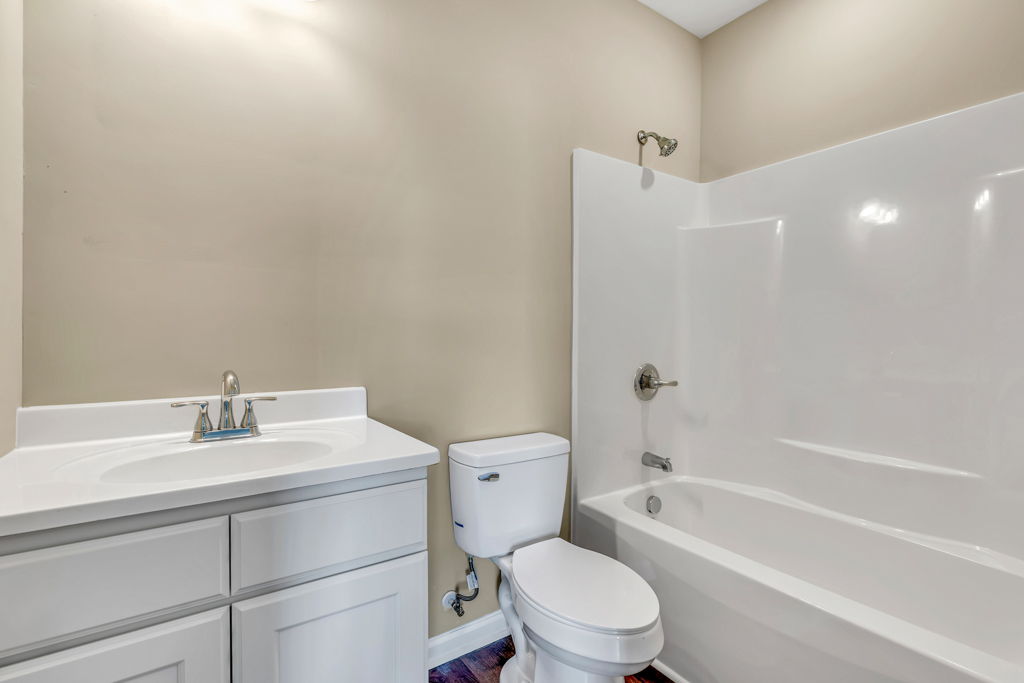 418 Smith St, Burlington, NC 27217, USA Photo 23
