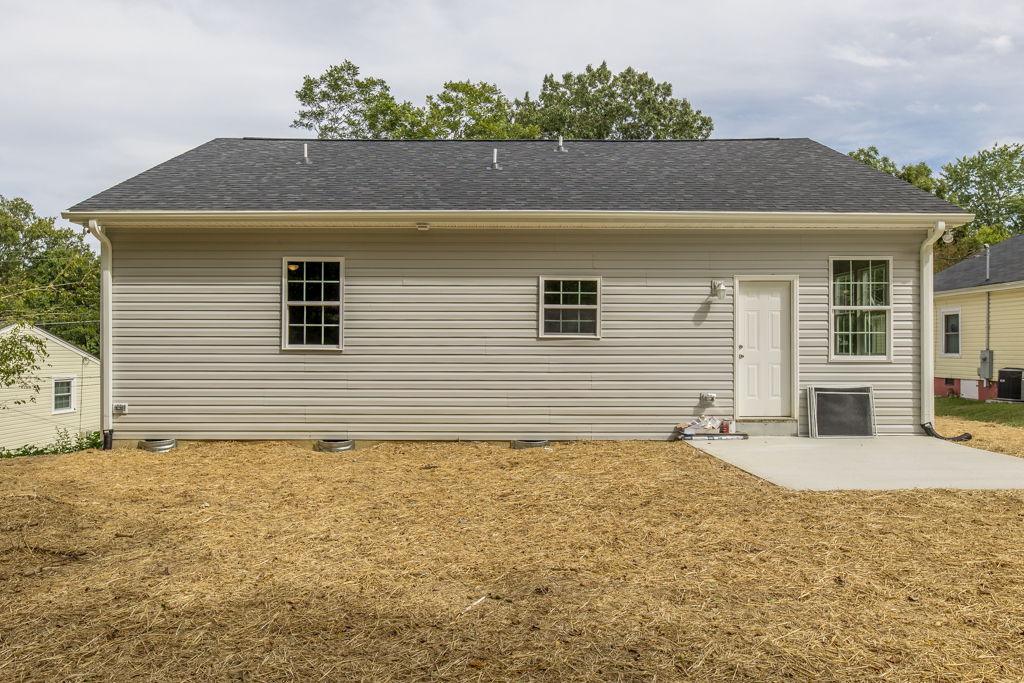 418 Smith St, Burlington, NC 27217, USA Photo 27