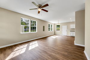 418 Smith St, Burlington, NC 27217, USA Photo 8