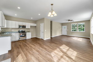 418 Smith St, Burlington, NC 27217, USA Photo 10