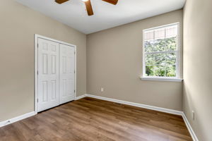 418 Smith St, Burlington, NC 27217, USA Photo 15