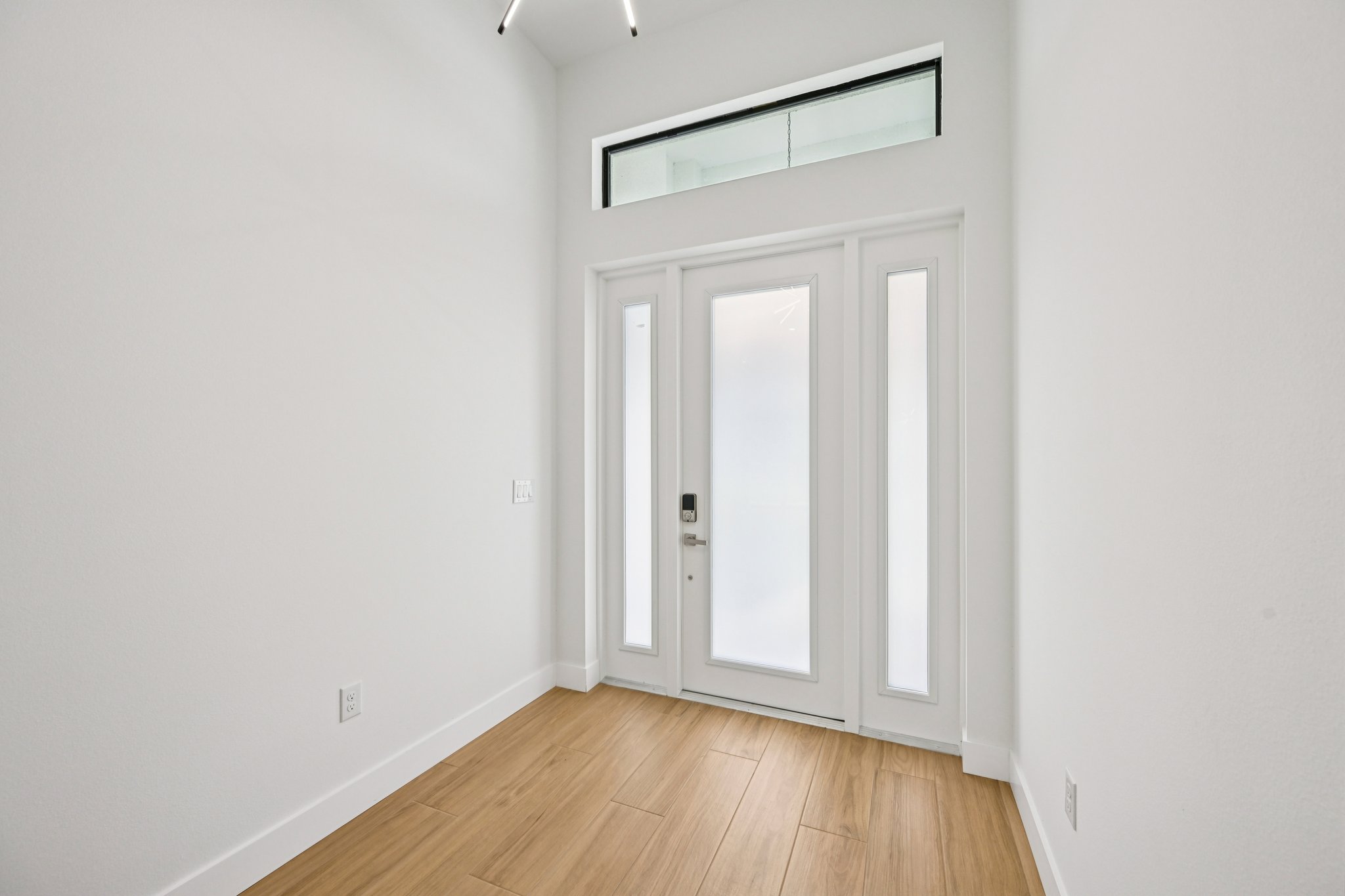 Troutdale St-S1403-006.jpg