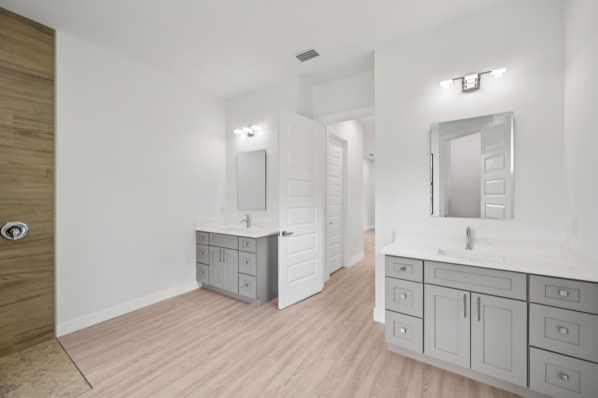 Troutdale St-S1403-027.jpg