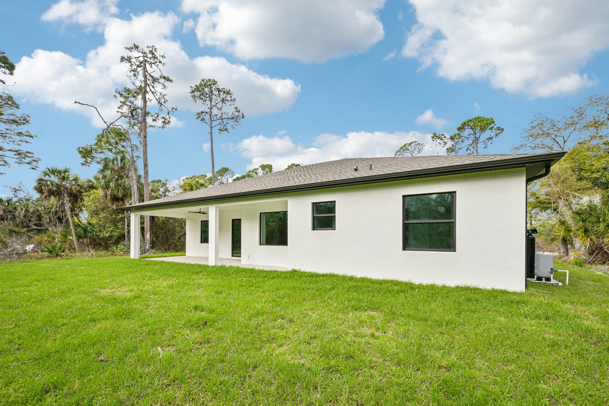 Troutdale St-S1403-039.jpg