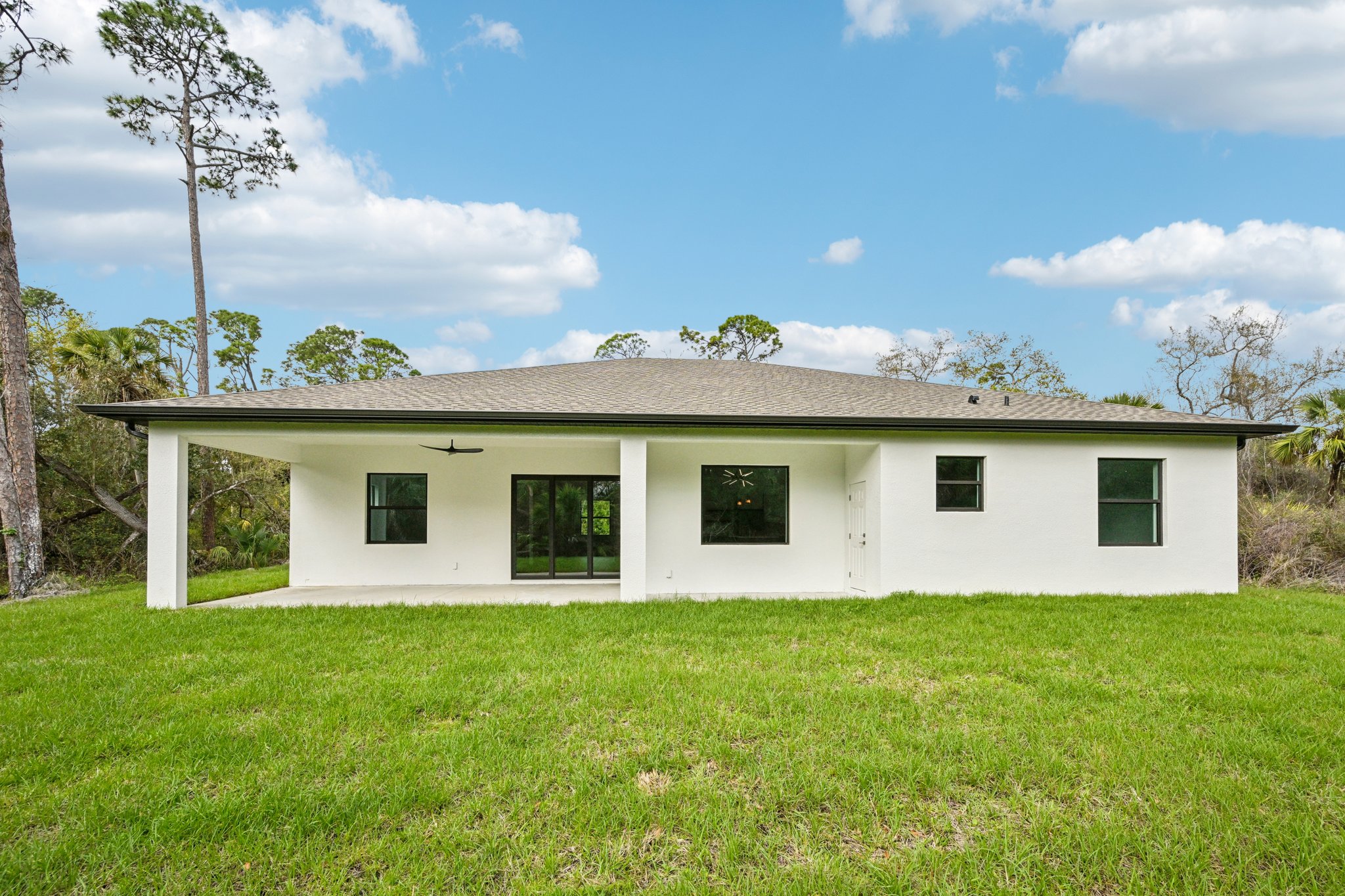 Troutdale St-S1403-040.jpg