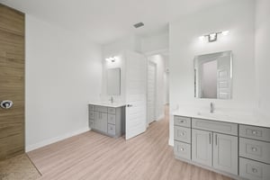 Troutdale St-S1403-027.jpg