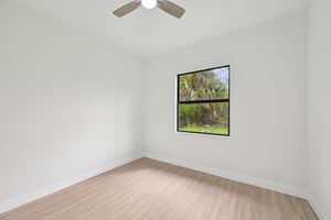 Troutdale St-S1403-029.jpg