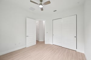 Troutdale St-S1403-030.jpg