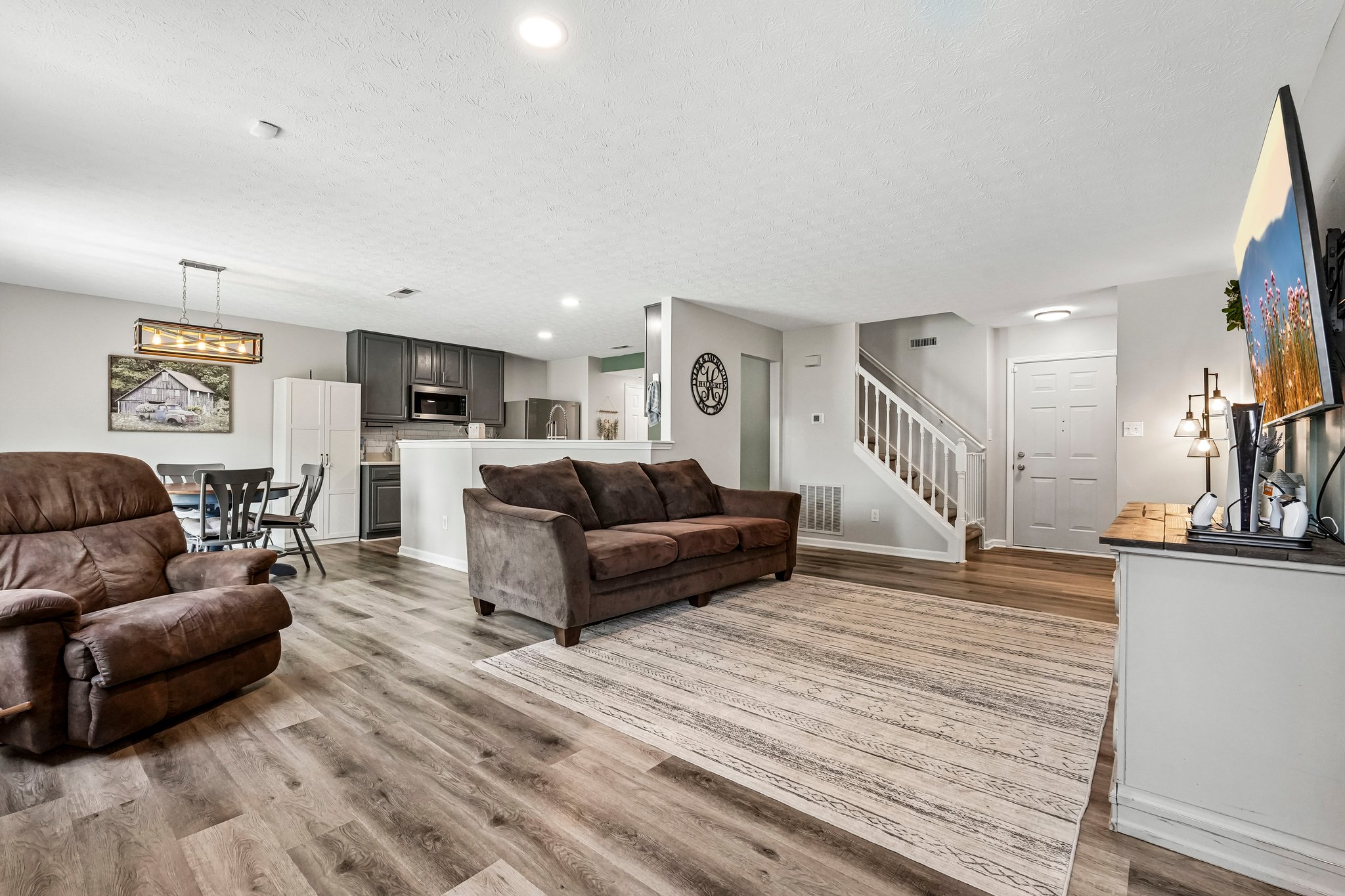 Vernon Pl-S2708-011.jpg
