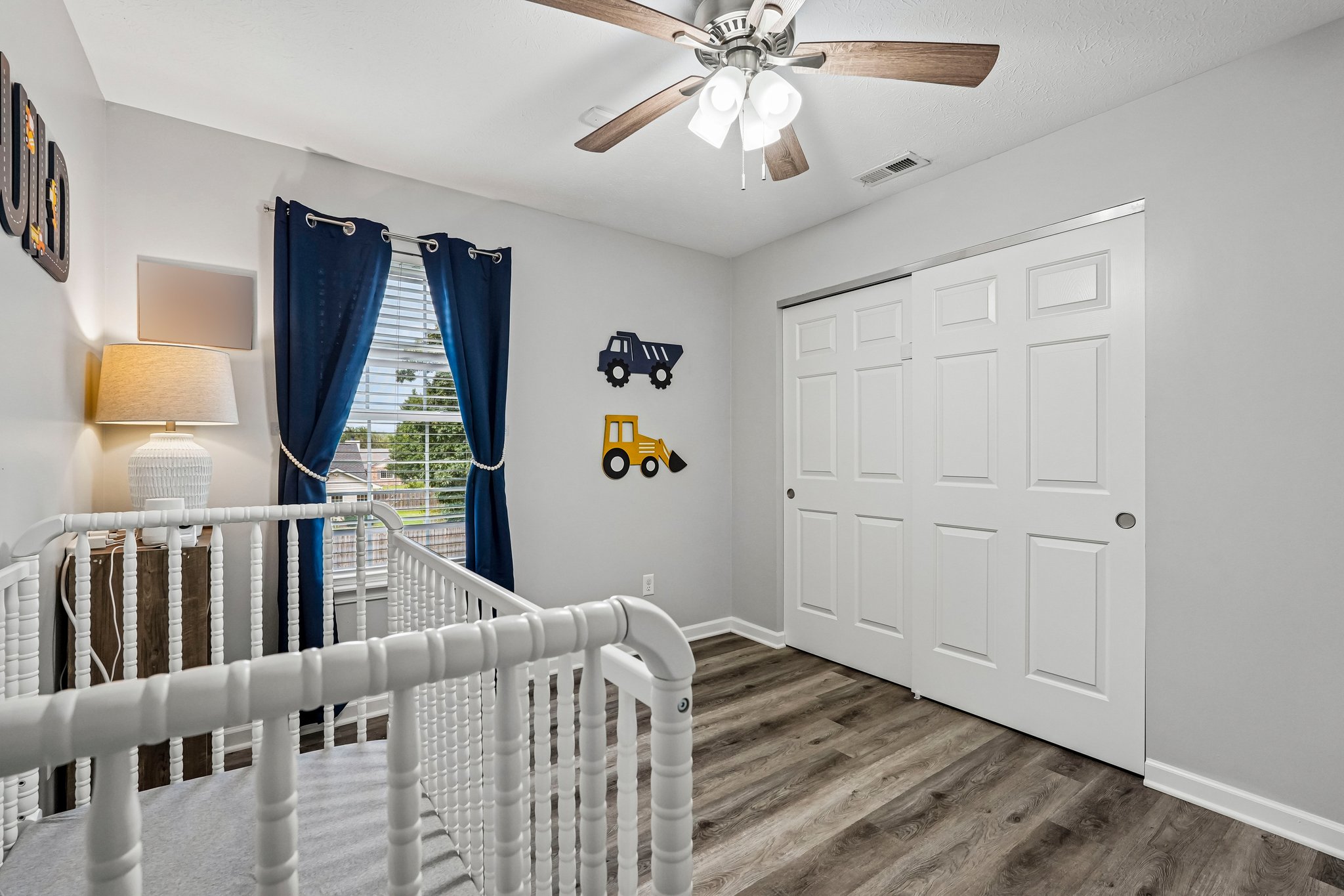 Vernon Pl-S2708-032.jpg