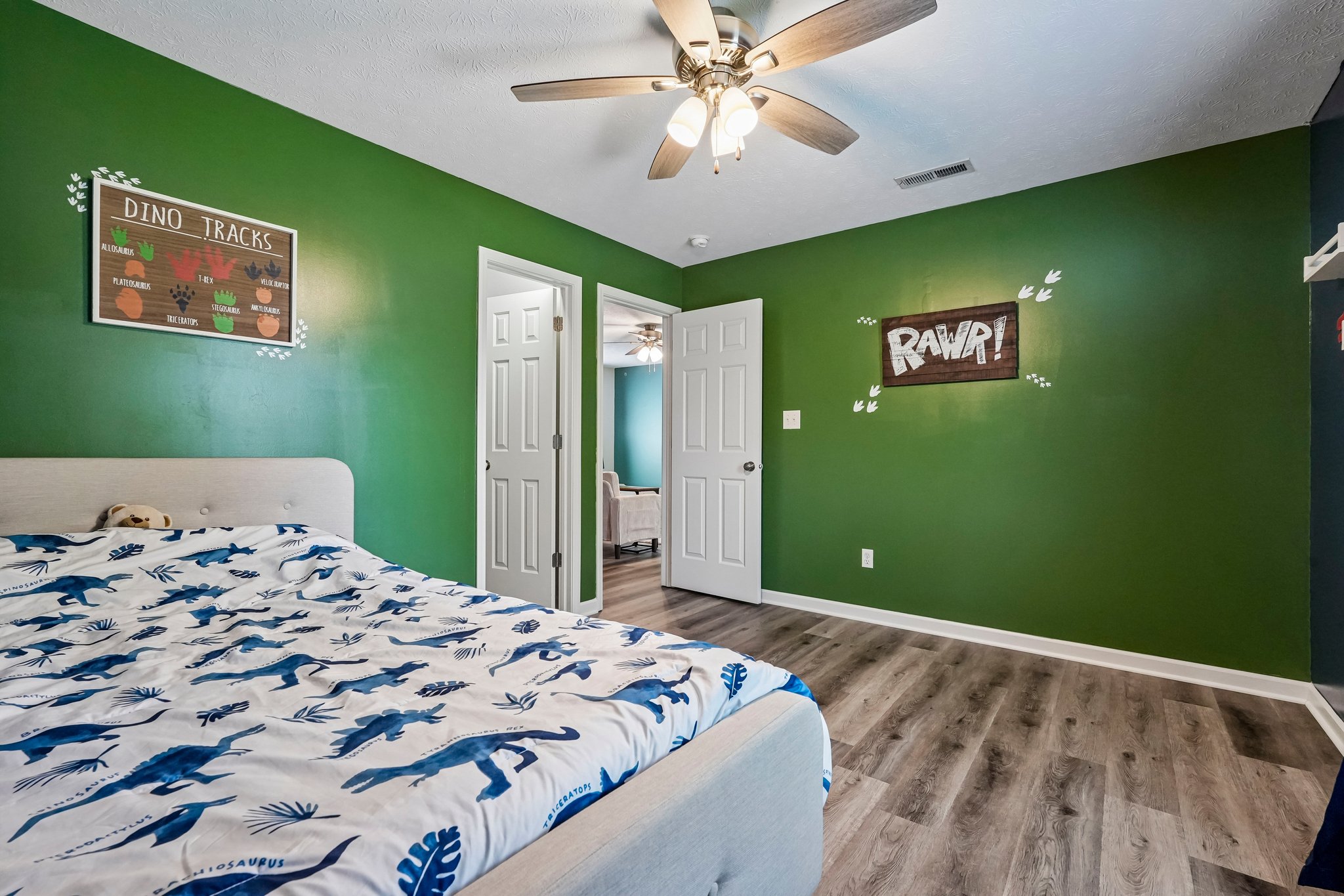 Vernon Pl-S2708-035.jpg