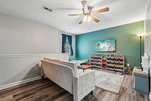 Vernon Pl-S2708-026.jpg