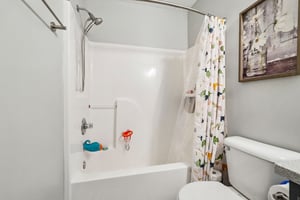 Vernon Pl-S2708-038.jpg