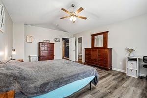 Vernon Pl-S2708-042.jpg