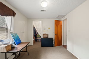  Photo 39