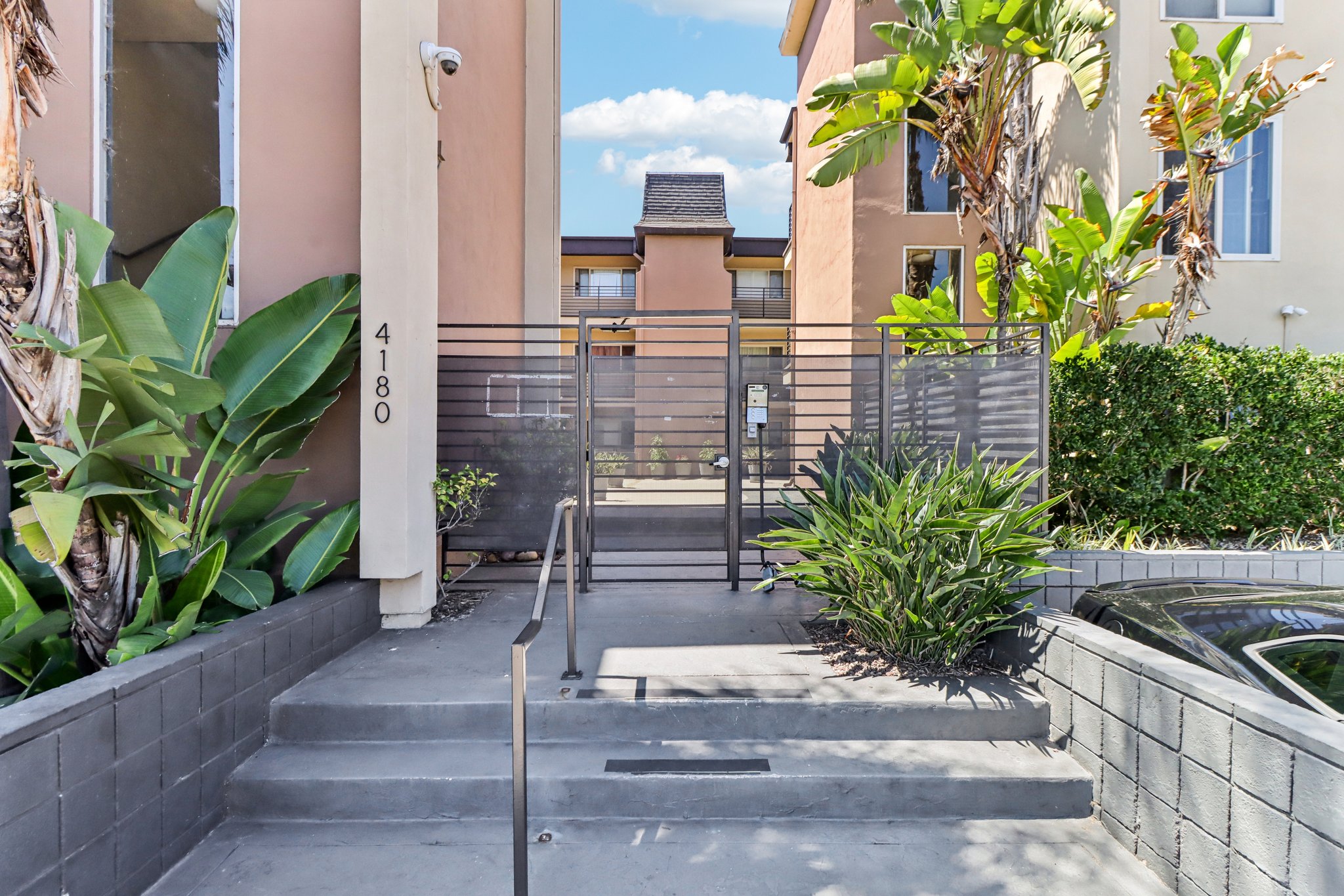 Louisiana St 2i-S1504-005.jpg