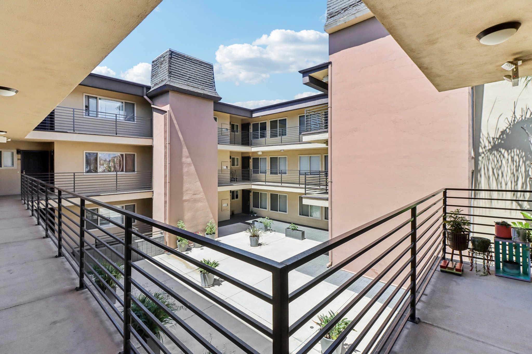 Louisiana St 2i-S1504-008.jpg