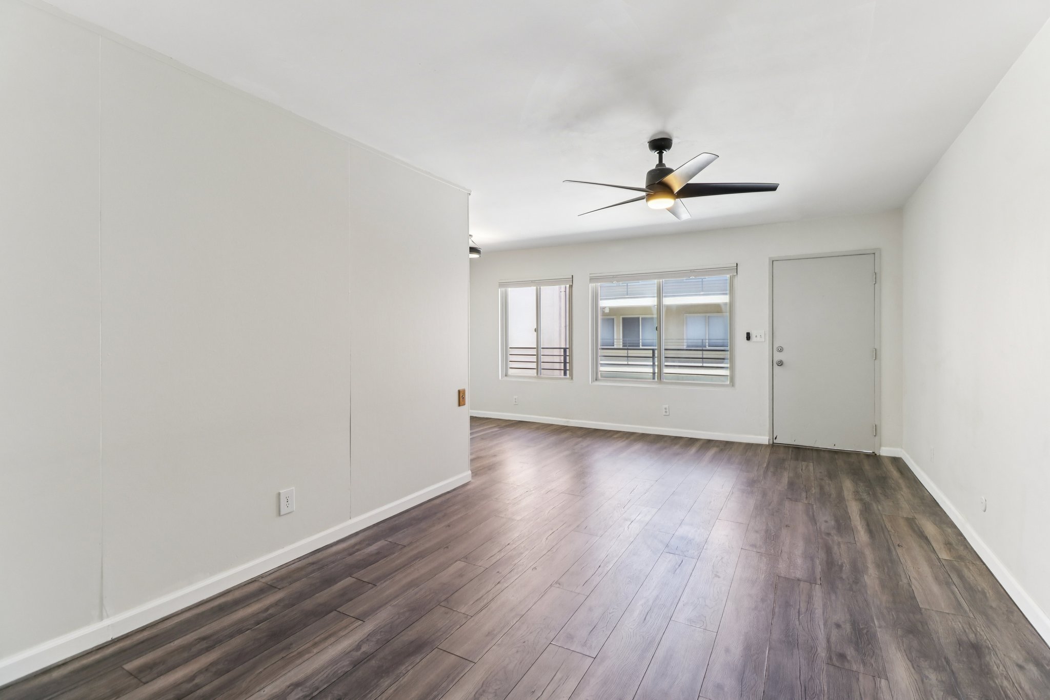 Louisiana St 2i-S1504-012.jpg