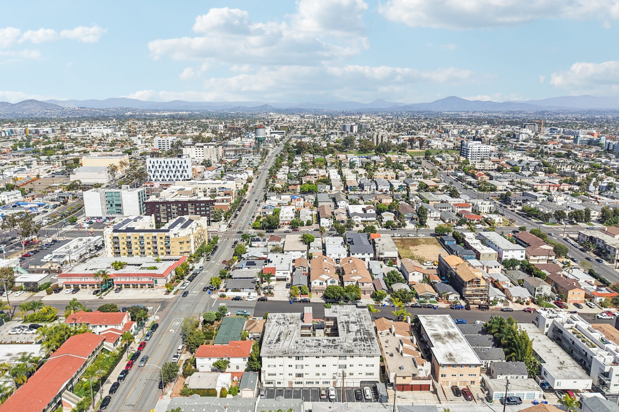 Louisiana St 2i-S1704-007.jpg