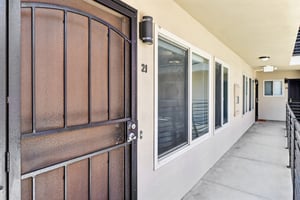 Louisiana St 2i-S1504-007.jpg