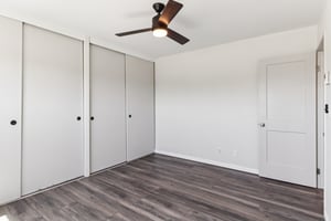 Louisiana St 2i-S1504-022.jpg