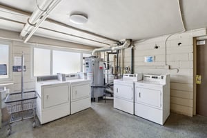 Louisiana St 2i-1504-904.jpg