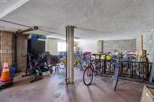 Louisiana St 2i-1504-906.jpg