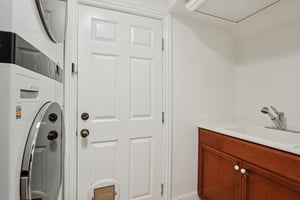 Summer Gate Ave-S2108-042r.jpg