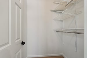 Summer Gate Ave-S2108-036rr.jpg