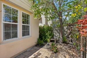 Summer Gate Ave-S2108-046rr.jpg