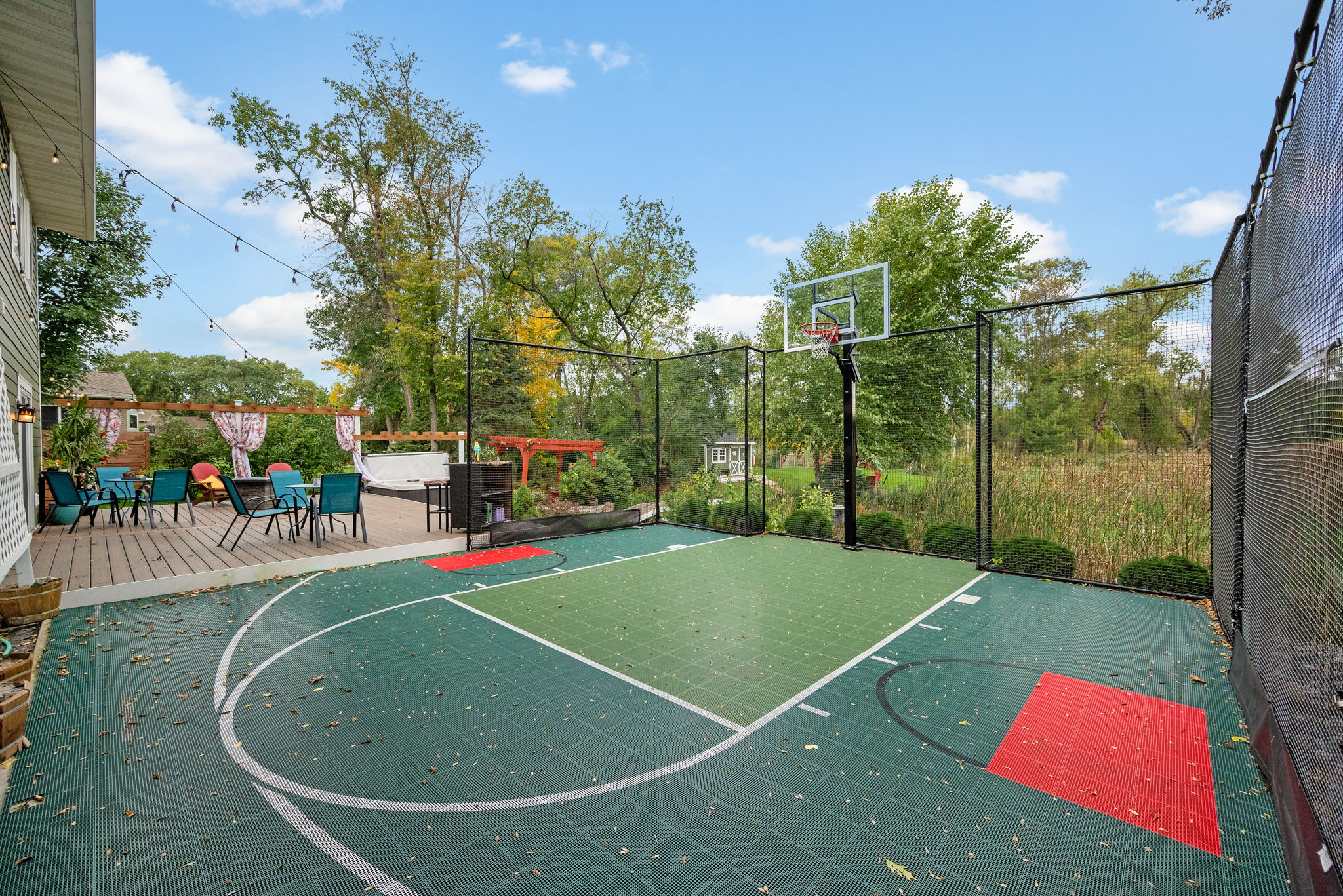 Enjoy endless hours of activity on the 24' x 25' sport court.