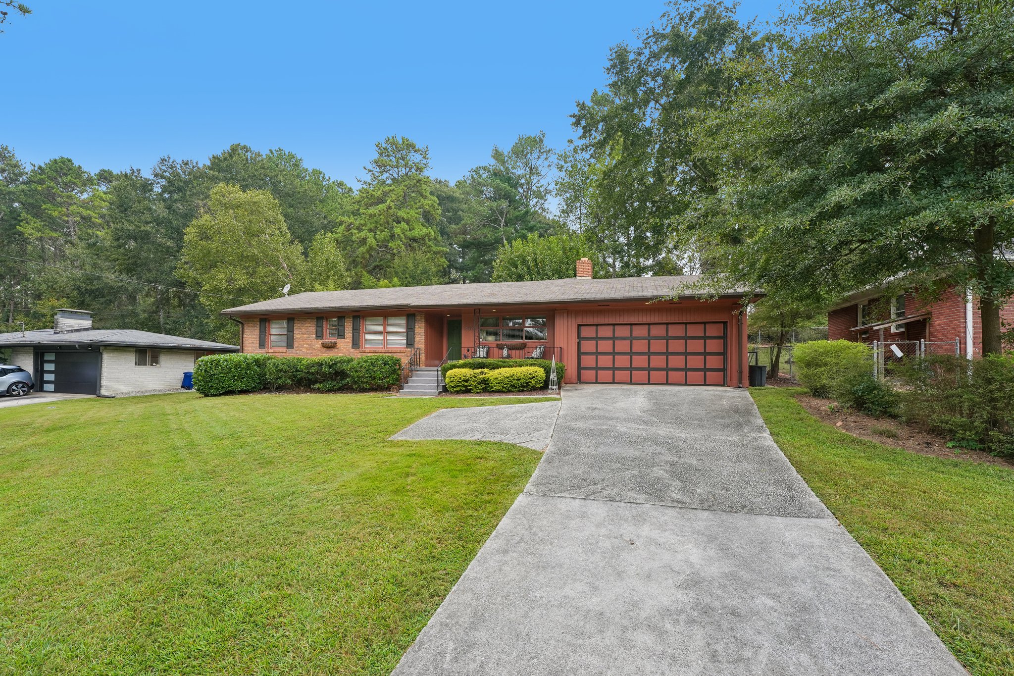 Briarcliff Rd NE-S0110-003.jpg