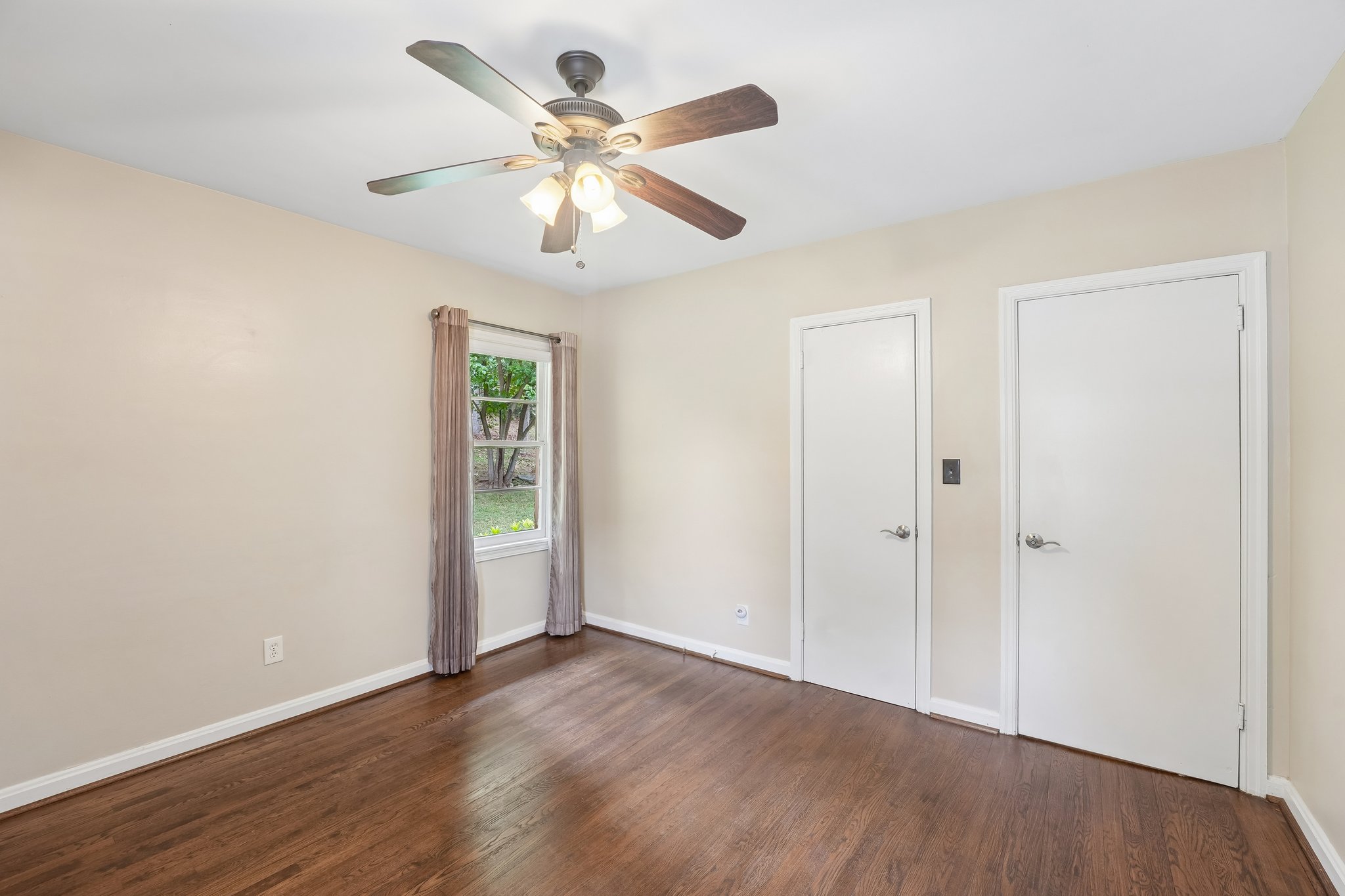 Briarcliff Rd NE-S0110-032.jpg