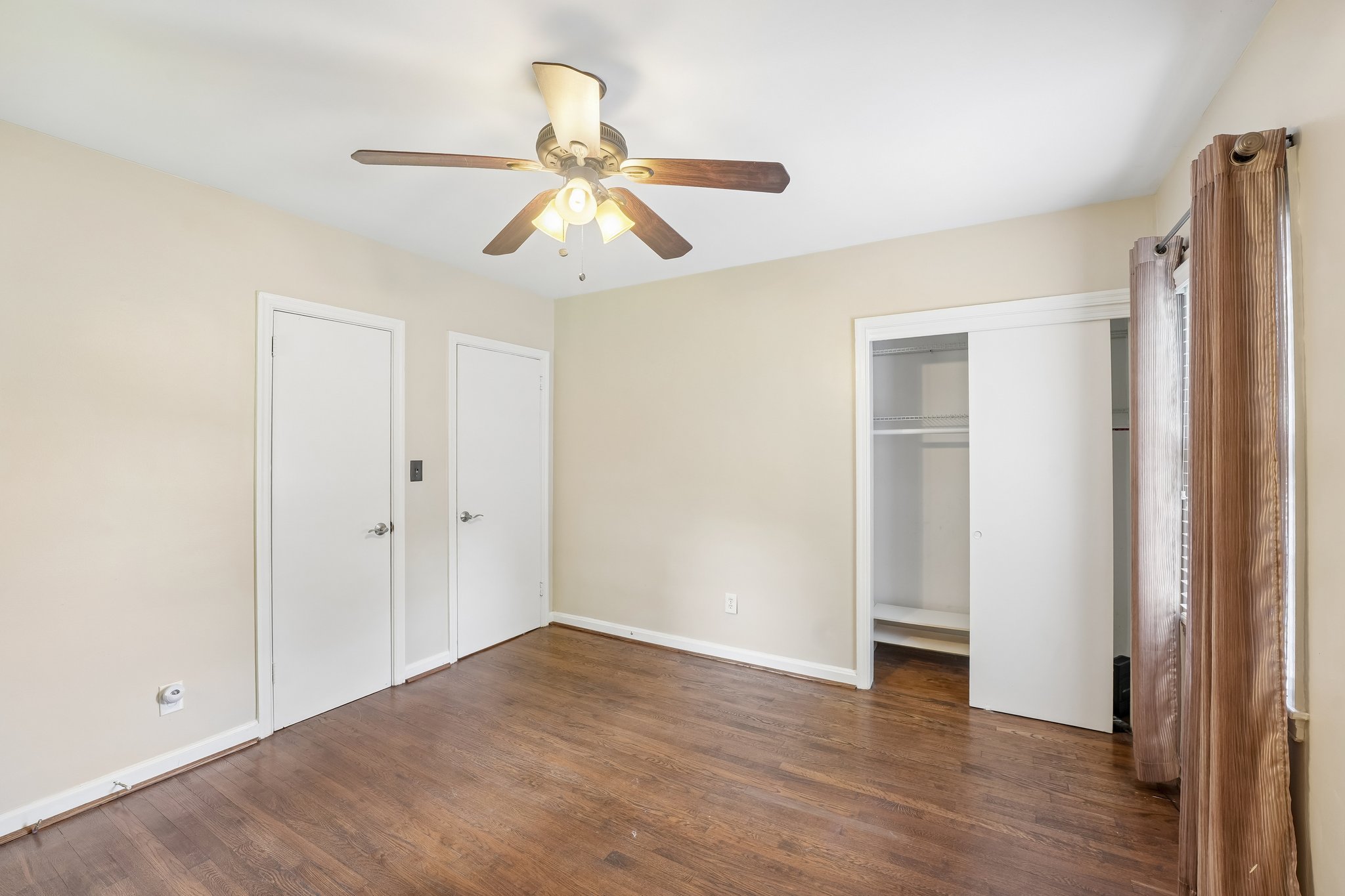 Briarcliff Rd NE-S0110-033.jpg