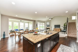 Kitchen / Breakfast Room