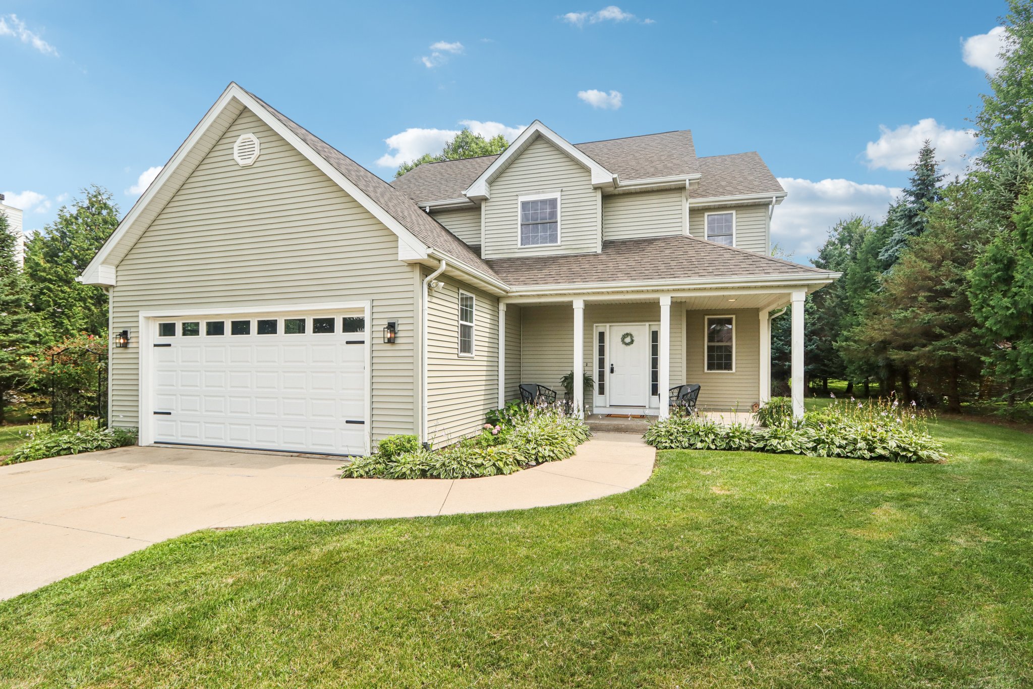 Maple Ln-S2607-003.jpg